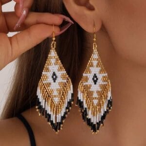 Medialdea Jewels - Tienda on line - Pendientes - Pendientes dorados y blancos